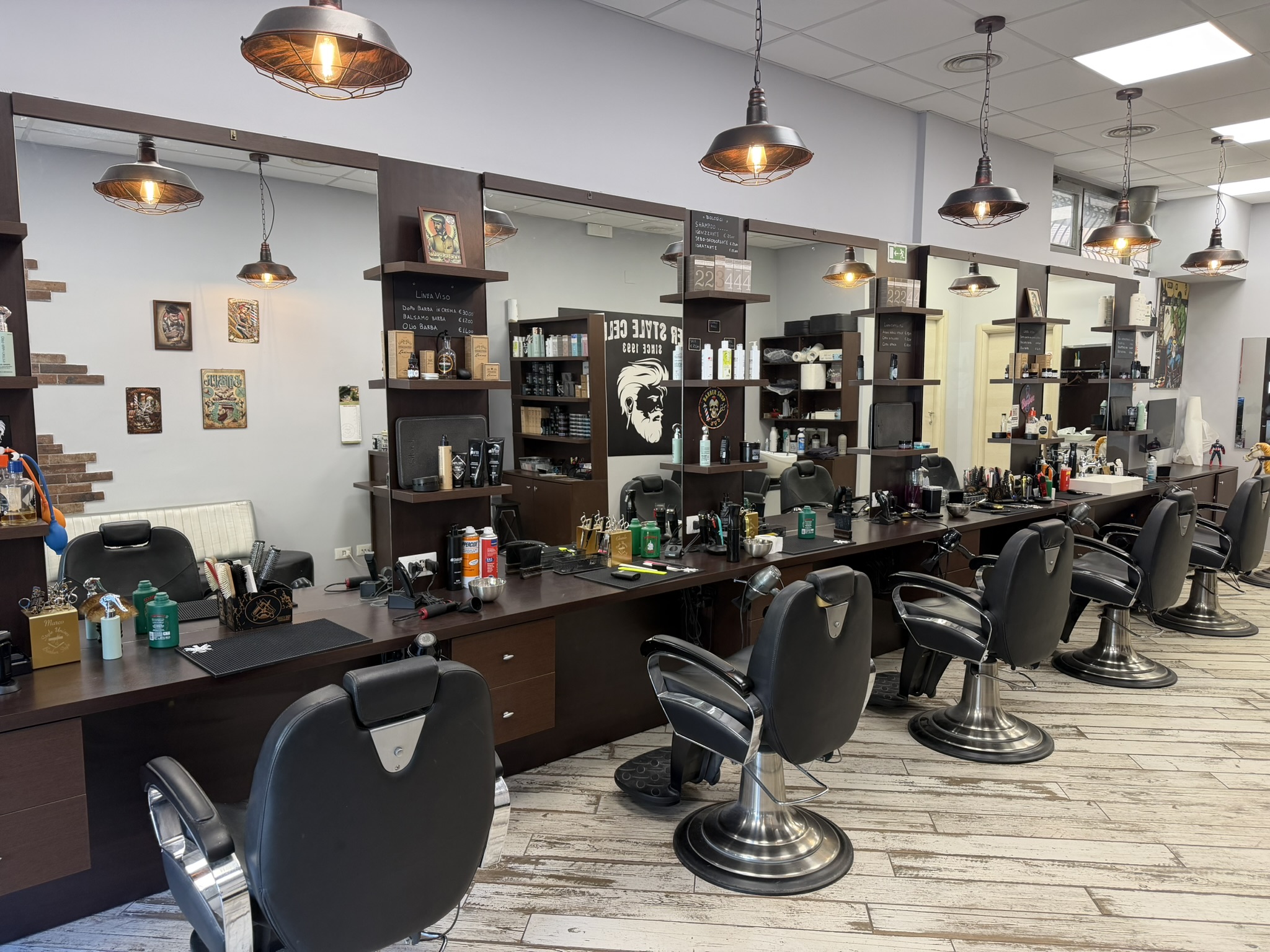 Interno del salone Barber Style